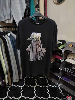 T-Shirt Yoda Star Wars by Delta Pro weight
