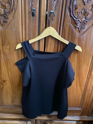off shoulder top