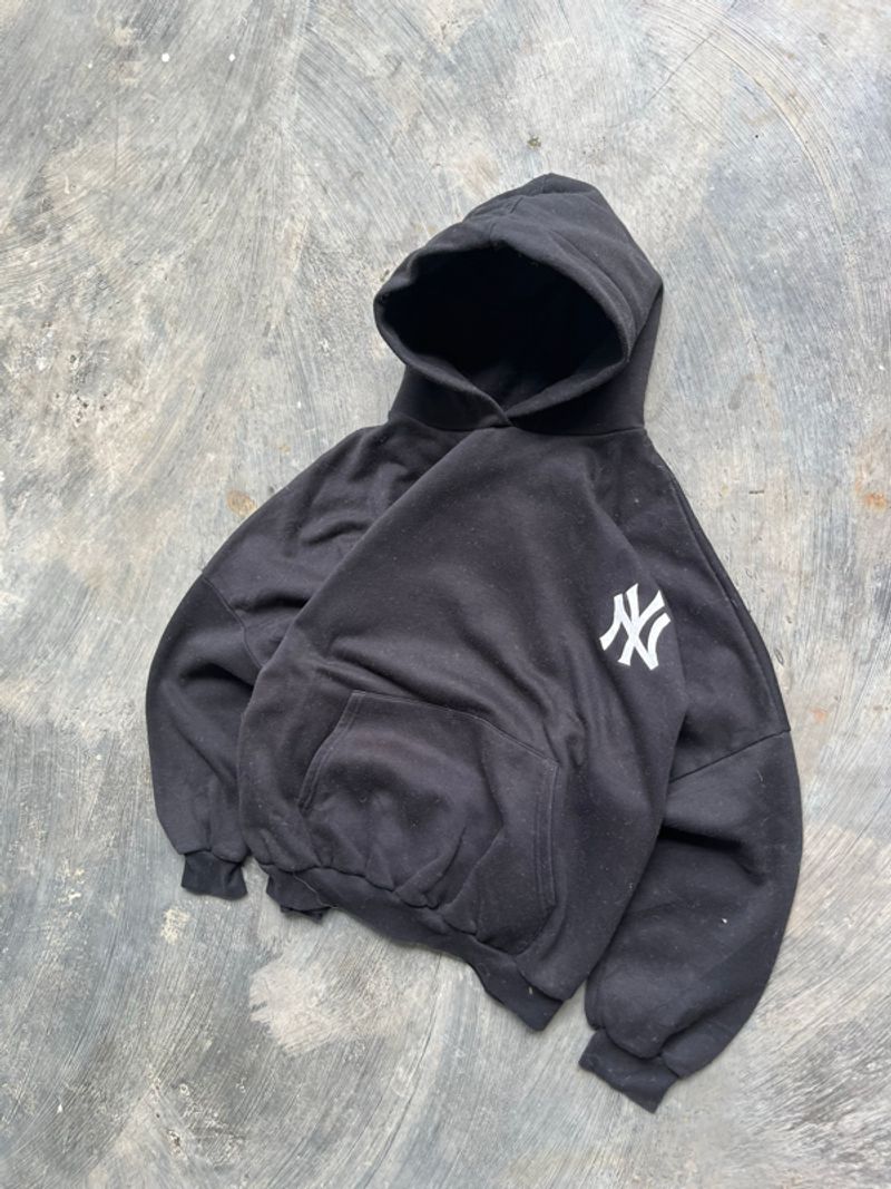00s NY embboird black hoodie 🖤, foto 2