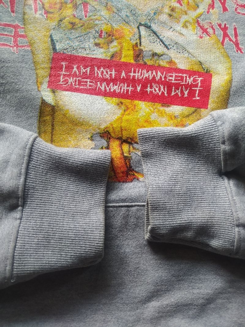 I am not human being, foto 4
