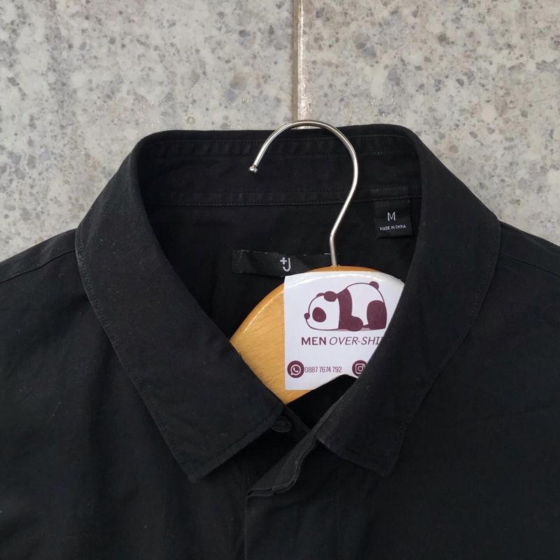 Kemeja Hitam Uniqlo Jil Sander, foto 3