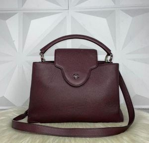Louis Vuitton LV Capucines MM leather Maroon Shoulder bag Ha