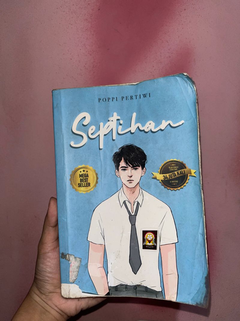 PRELOVED NOVEL, foto 2