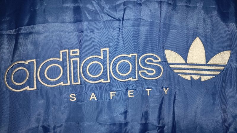 Puffer Jacket dari ADIDAS sᴀғᴇᴛʏ, foto 5