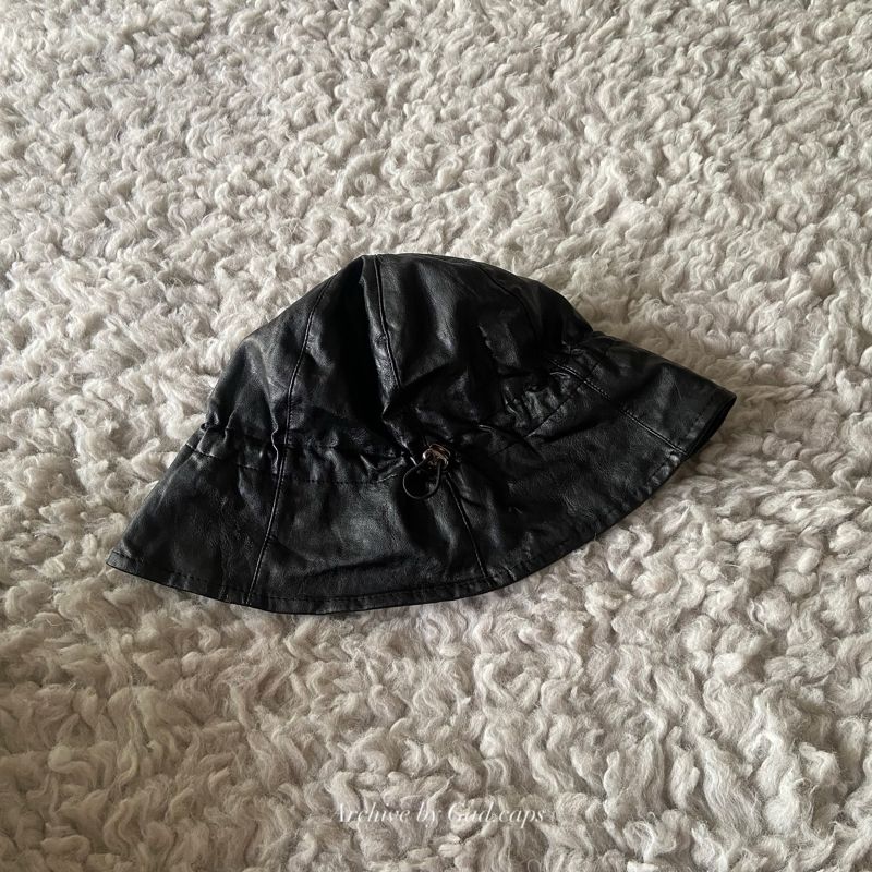 Moncler Rubber Patch Logo by Papillon - Bucket Hat, foto 5