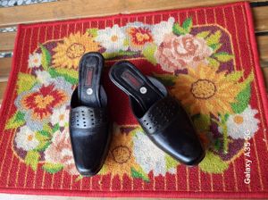 ARISMA BLACK SANDAL 38