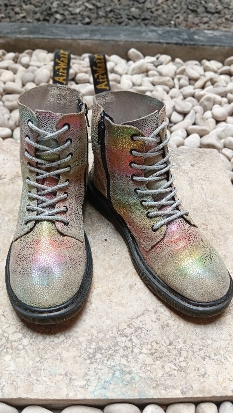 Dr Martens 1460 Pascal Rainbow Glitter Made in Vietnam, foto 9