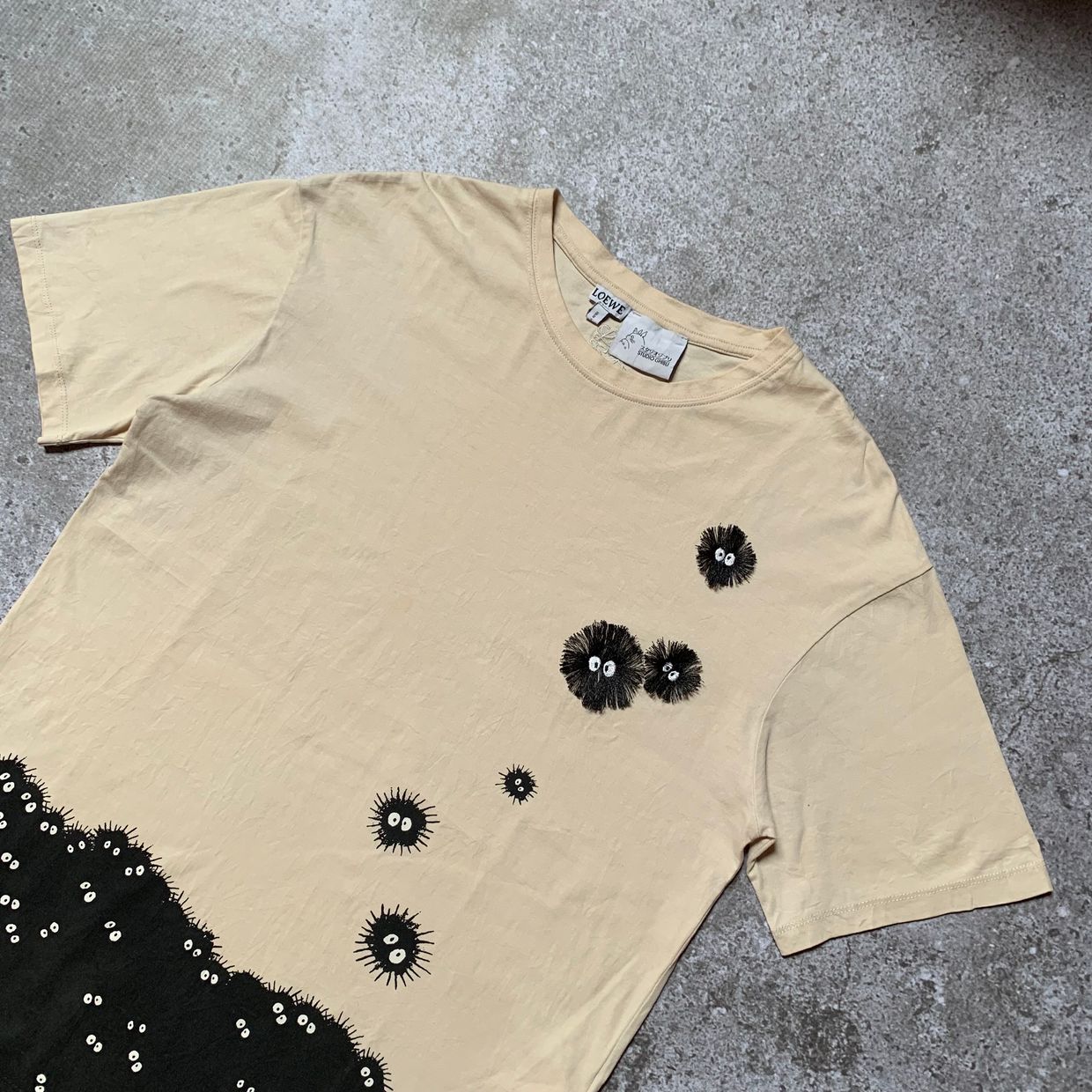 Loewe Luxury T-shirt Wanita cream