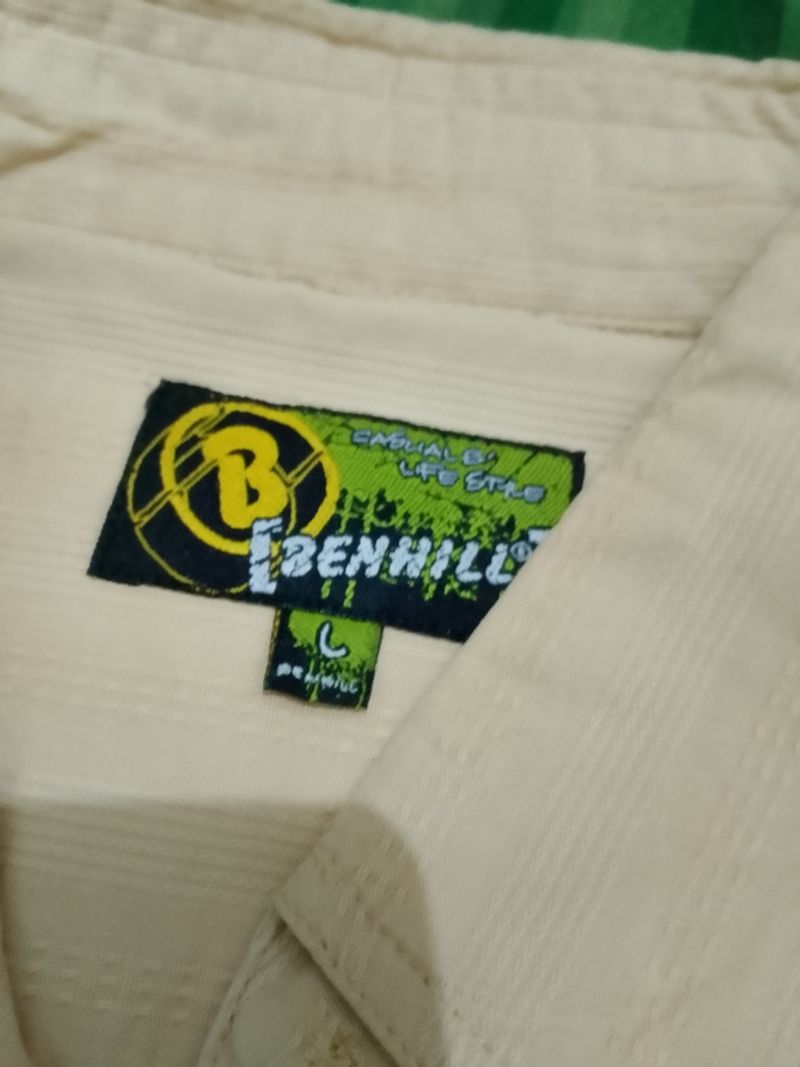 Kemeja Benhill, foto 3