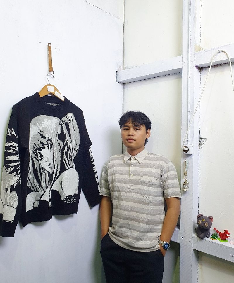 Kaos Kerah Strip Weathercock, foto 6