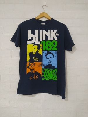 Kaos band blink 182