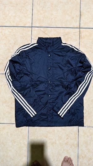 Jaket adidas