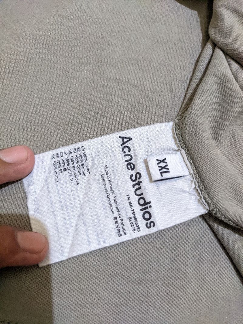 Tshirt acne studios, foto 5