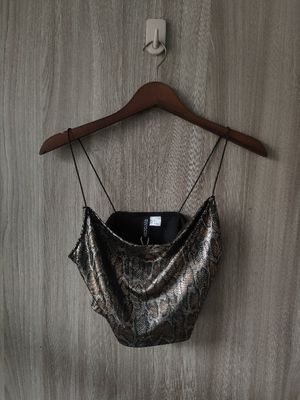 Croptop Spaghetti Motif Ular Divide H&M