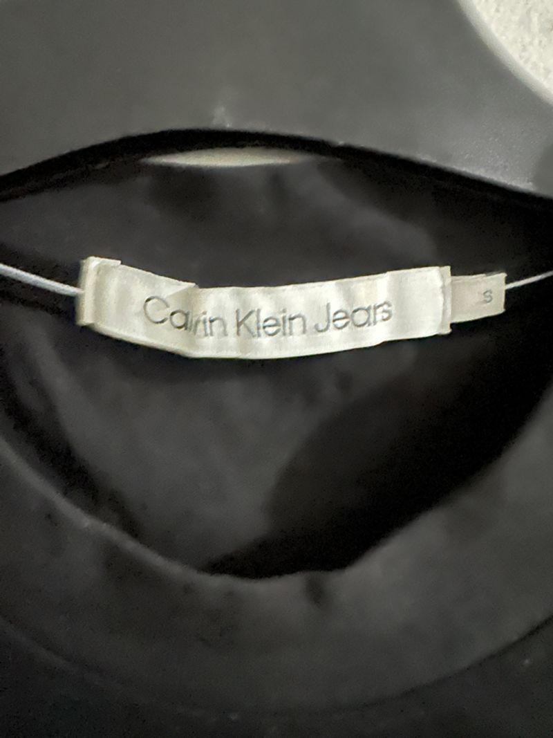 Calvin Klein kaos Hitam size S, foto 3