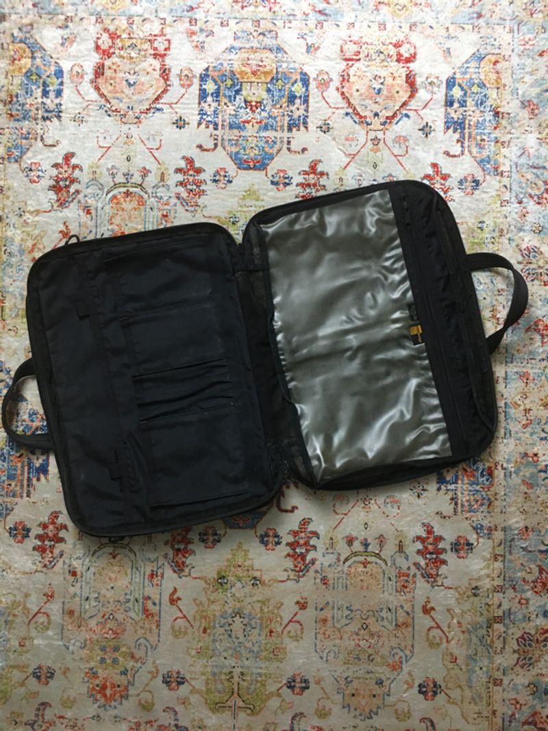 Slingbag / briefcase porter yoshida & co, foto 3
