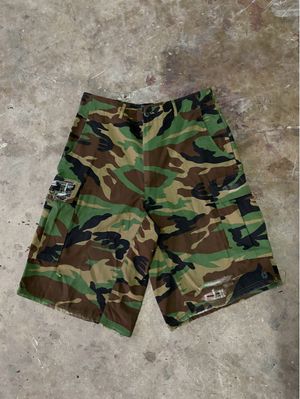 Baggy reworked camo jorts