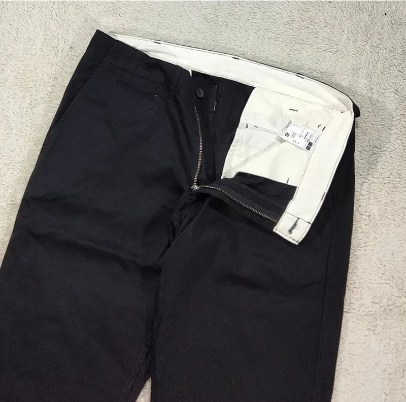 CELANA CHINOS UNIQLO, foto 3