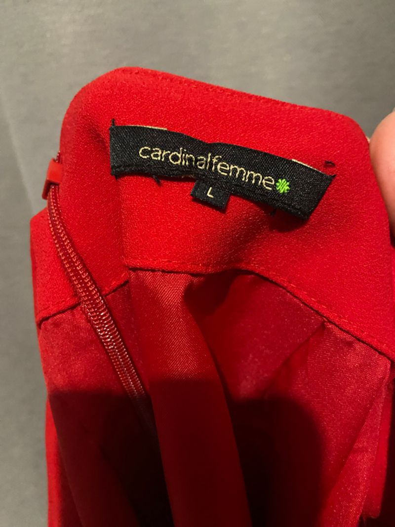 Cardinal Red Skirt, foto 4