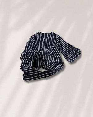 Blouse Wanita