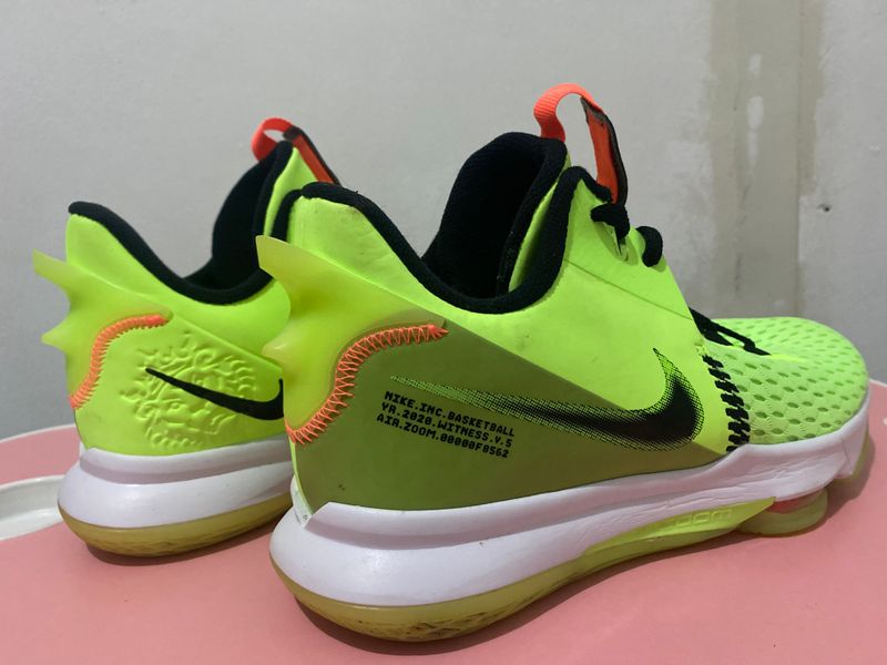Lebron Lebron Witness 5 "Grinch", foto 4