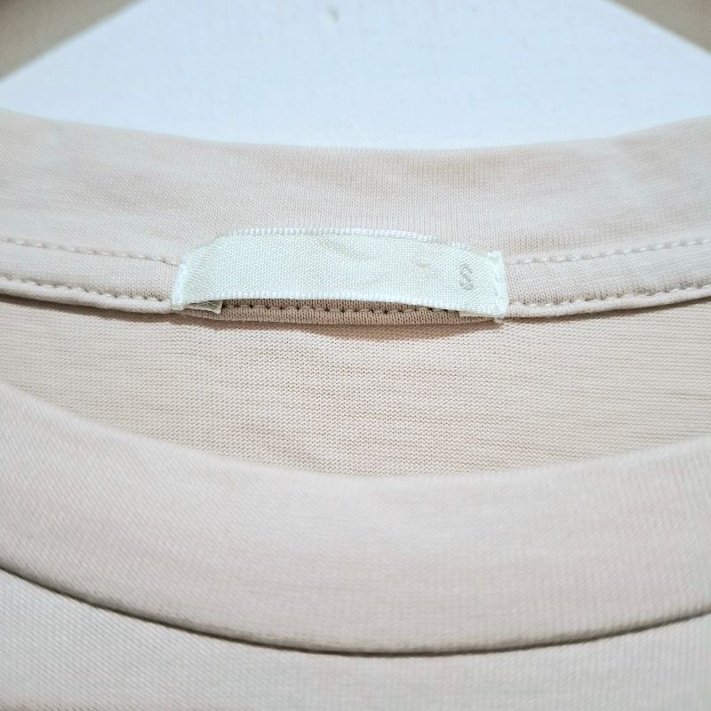 T Shirt GU by UNIQLO Basic Light Cream (S), foto 2