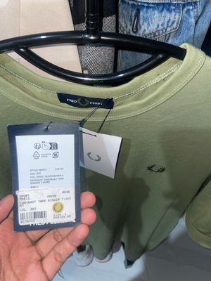 BNWT Fred Perry T Shirt