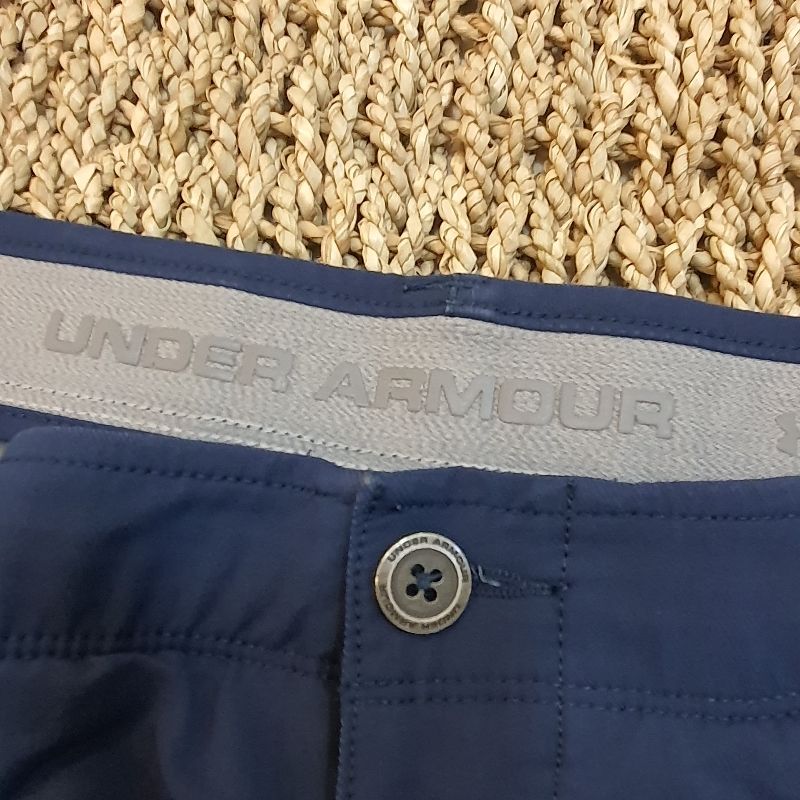 CELANA PENDEK PRIA UNDER ARMOUR, foto 3
