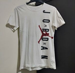 Jordan Tee(kaos jordan)