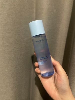Wardah Brightening & Hydrating Toner