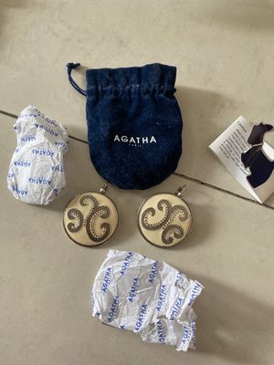 Anting agatha paris