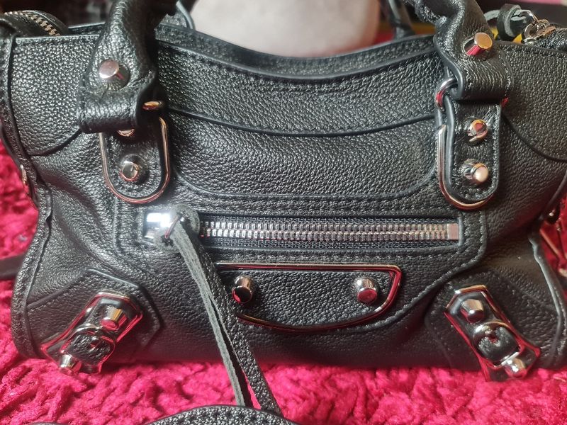 Balenciaga Black, foto 6