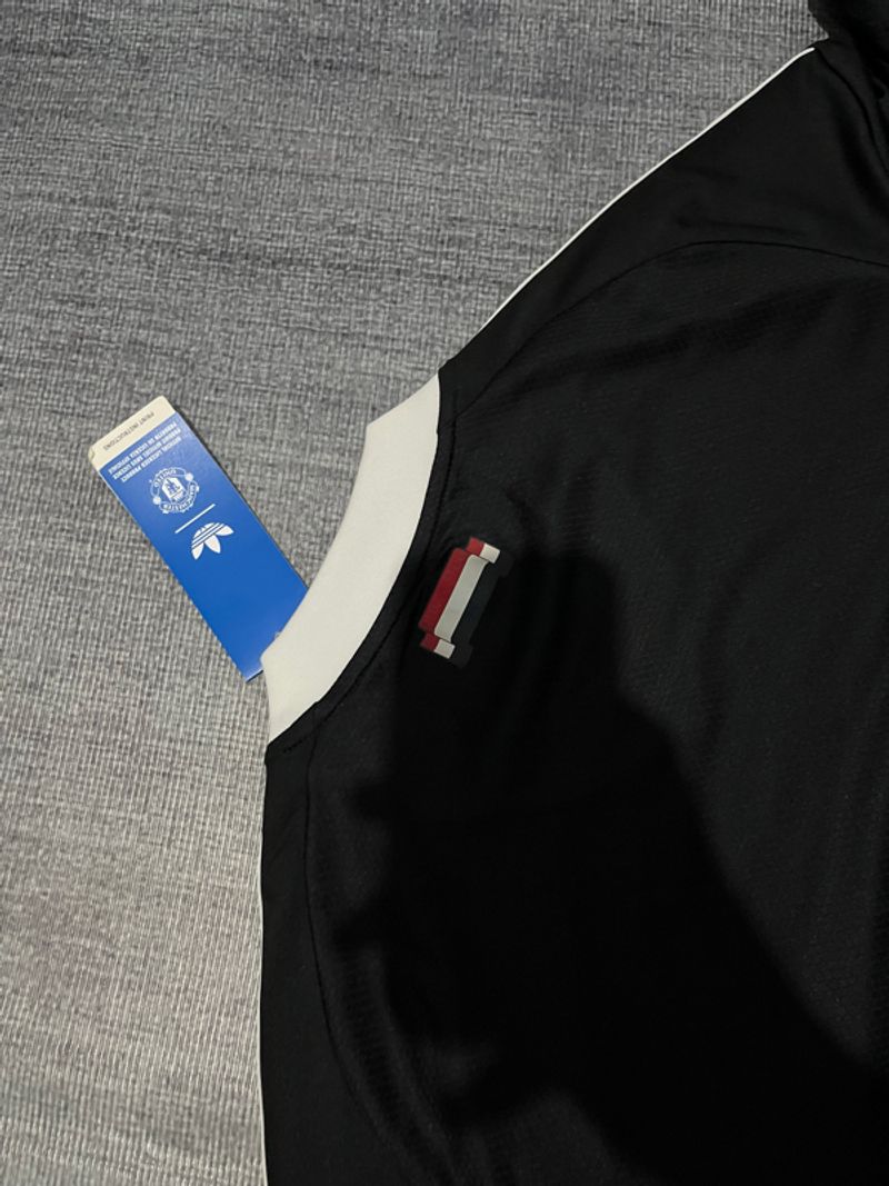 Jersey Adidas MU, foto 10