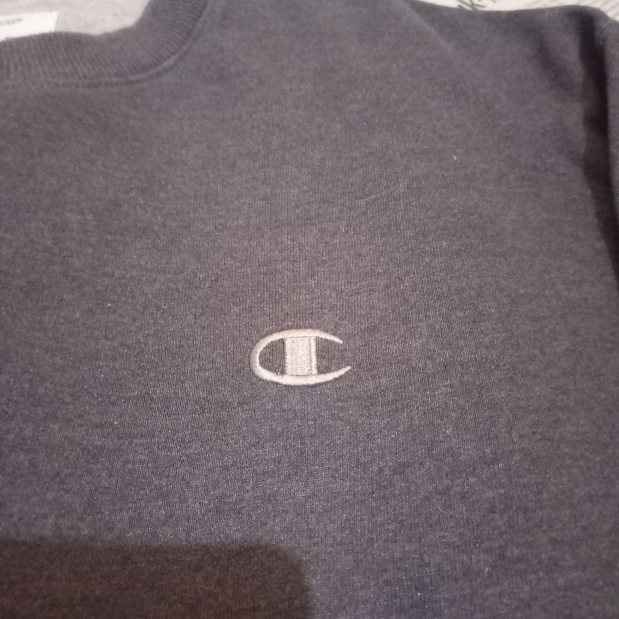 Champion Minimalist Sweater Pria gray, foto 2