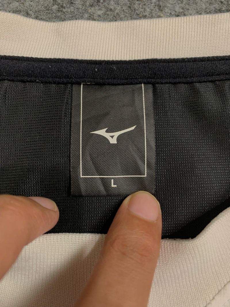 Mizuno Black and White Colour Jersey Pullover, foto 6