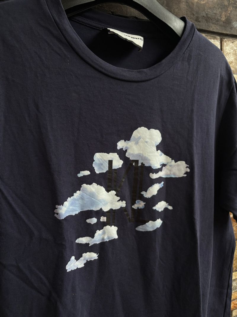 [Termurah] Karl Legerfeld Tee Boxy Fit Good Condition, foto 2