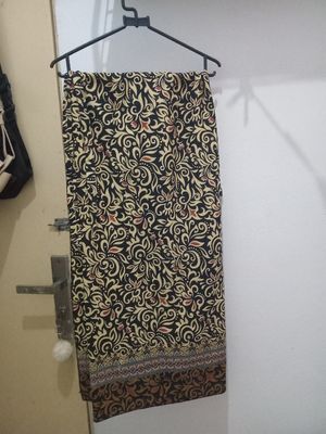 Skirt Wanita black tan