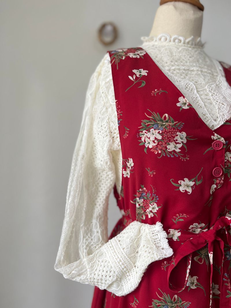 Ruby bloom set overall dan blouse, foto 3