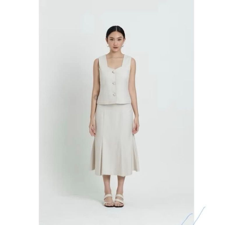 EESOME Beth Top Size M - Preloved, foto 5