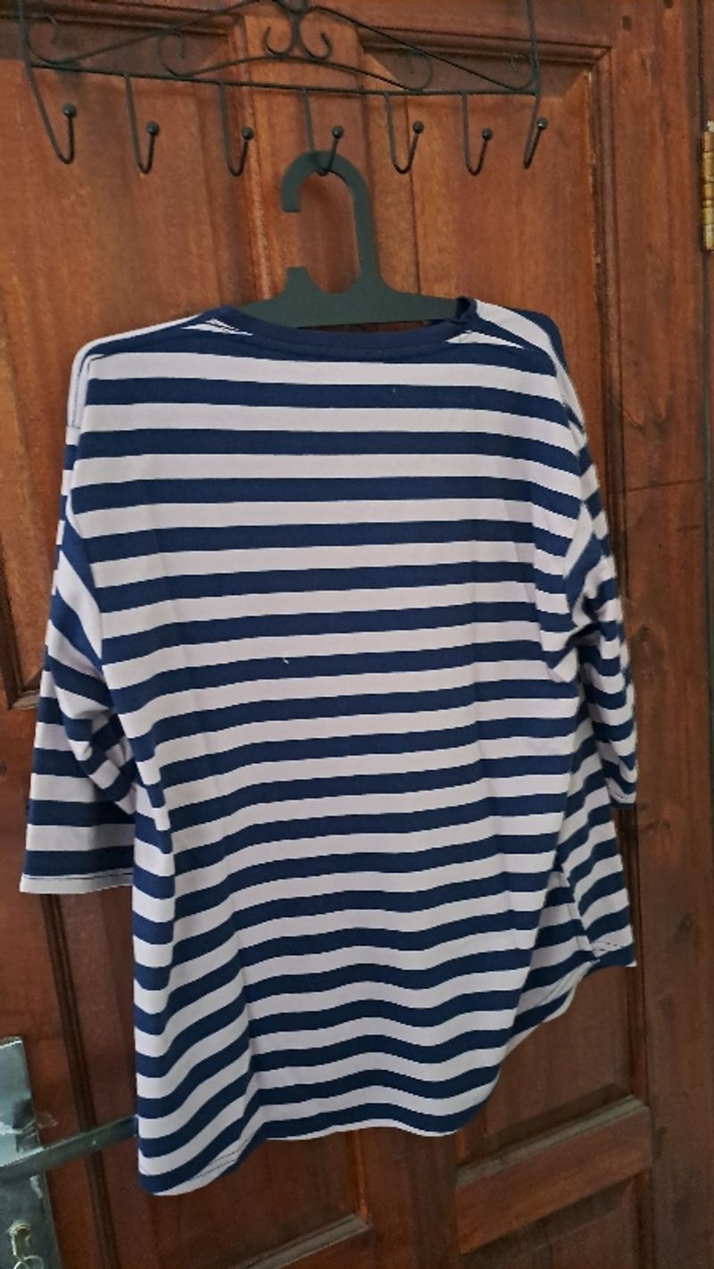 Kaos lengan pendek garis garis, foto 2