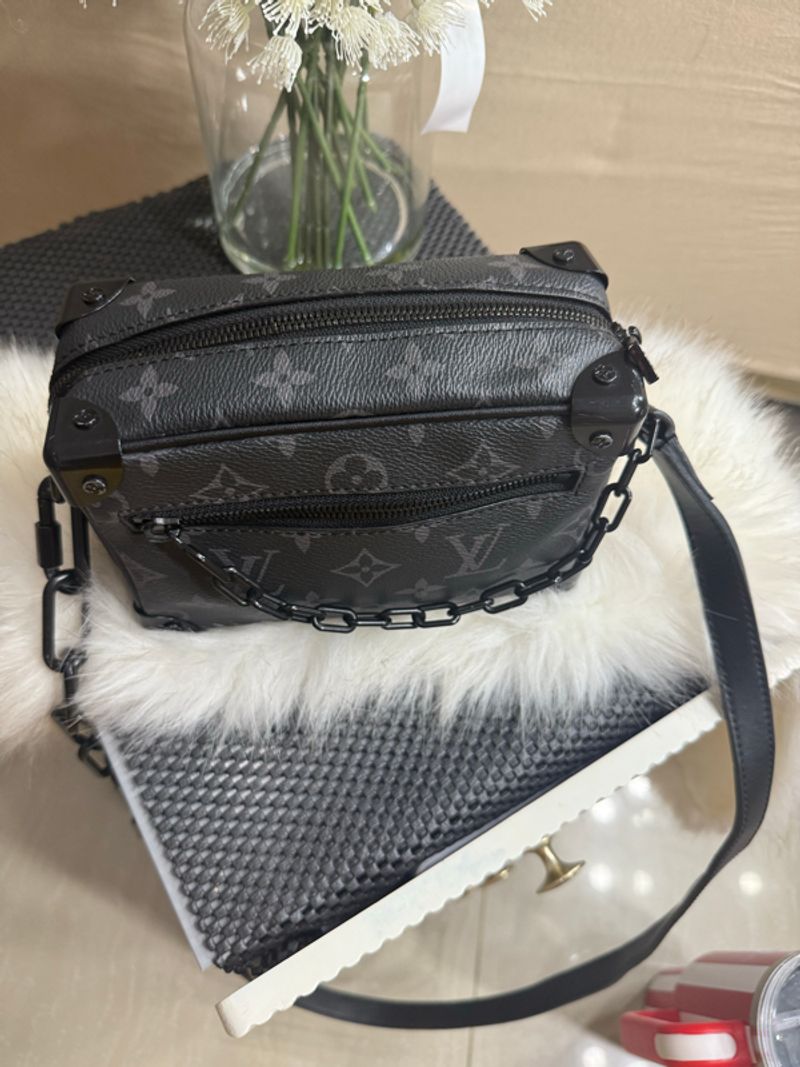 Preloved Lv trunk mini soft leather grey (male), foto 3