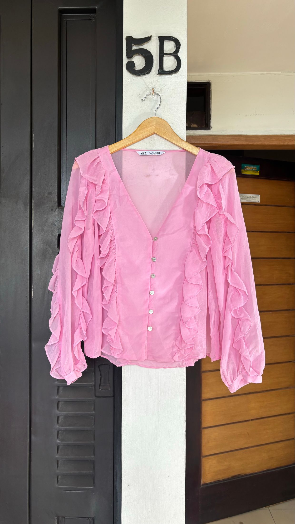ZARA Coquette Casual Blouse Wanita pink