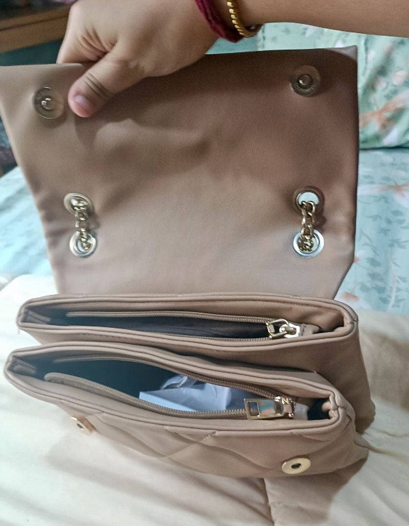 Tas Bostanten Cantik, foto 4