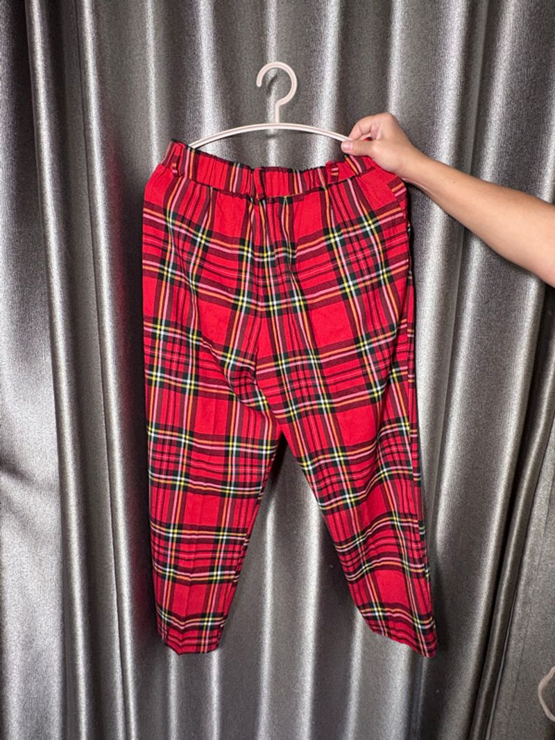 STRADIVARIUS RED PLAID PANTS, foto 2