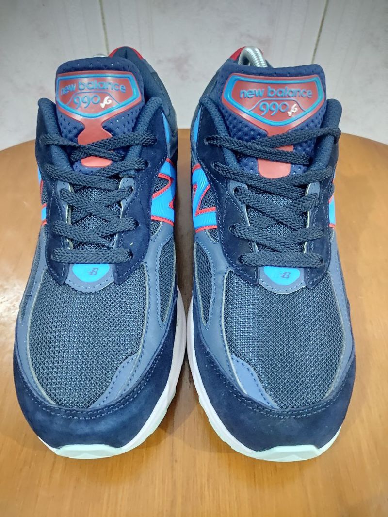 NB 990 v6 Ronnie Fieg, foto 3