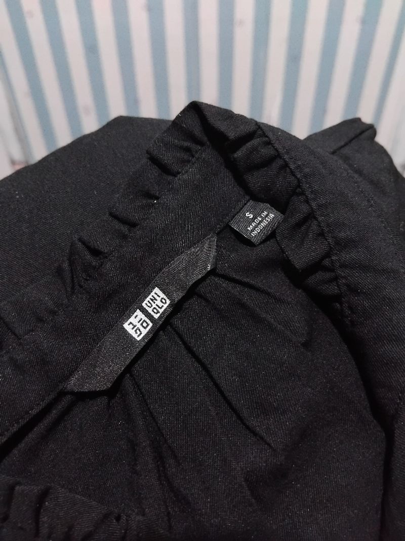 Kemeja hitam Cewe, foto 3