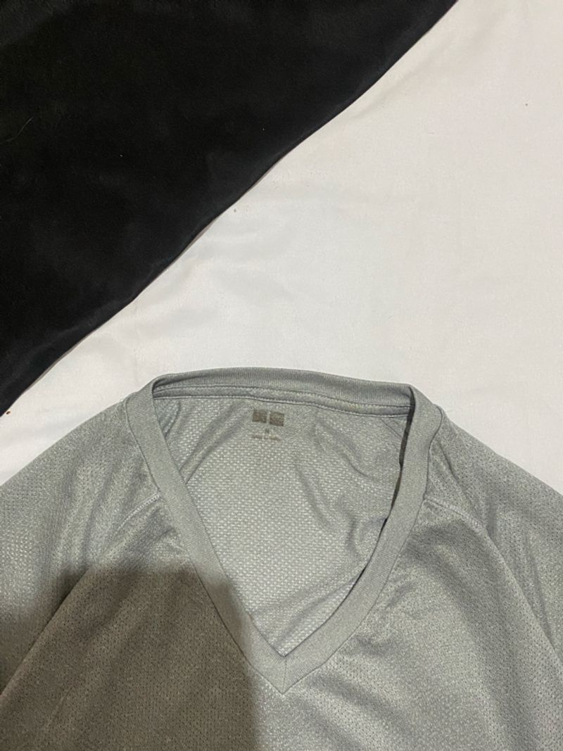 tshirts uniqlo airsm, foto 3