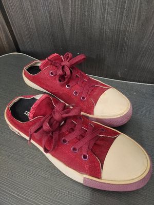 converse maroon Slip On Slop Size 39 Bustong
