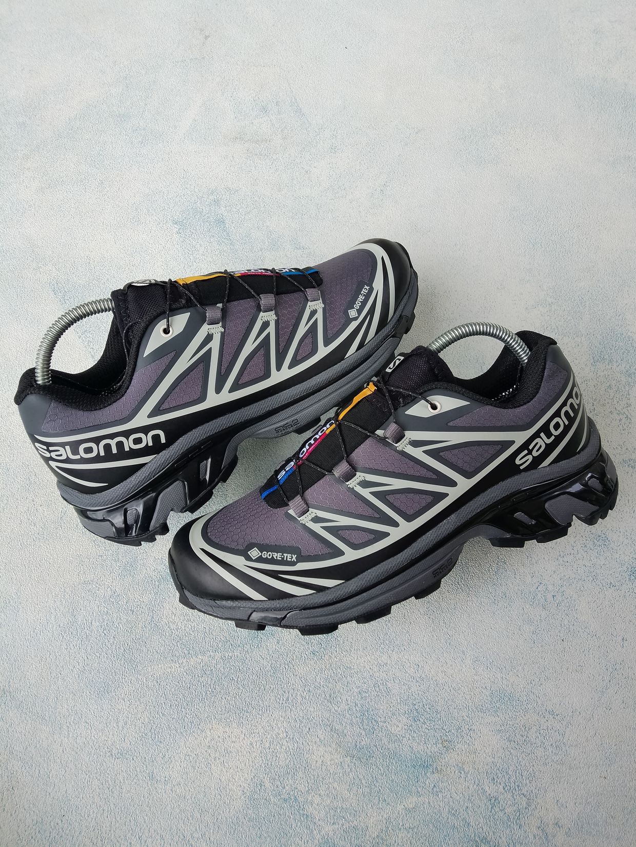 Salomon Streetwear Gorpcore Sneakers Pria gray
