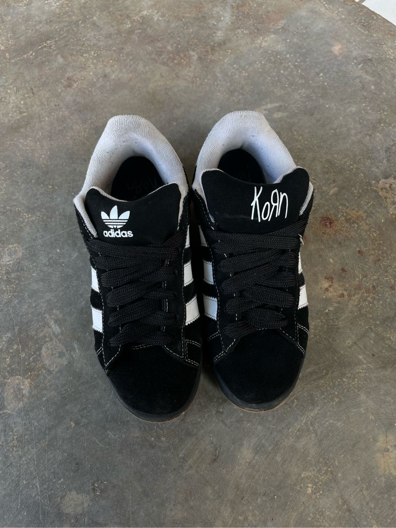 Sepatu AdidasXKorn, foto 2